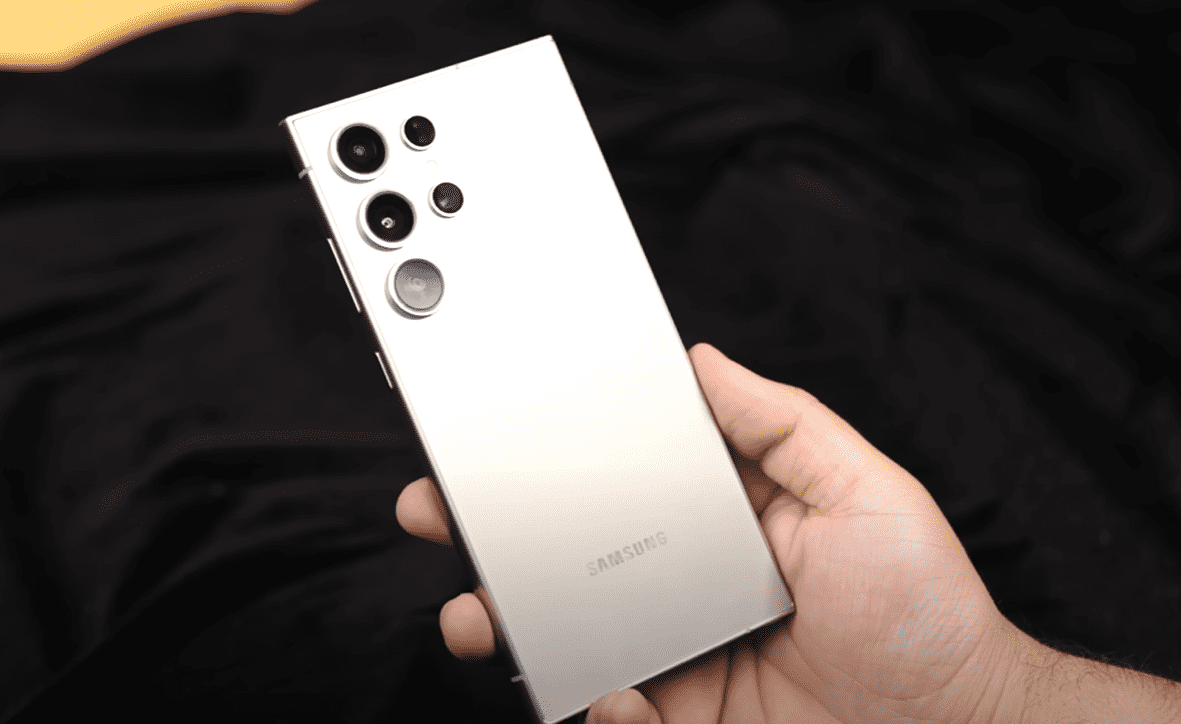 Samsung Premium smartphone New : सैमसंग का 7700 बैटरी के साथ 350MP  कैमरा...